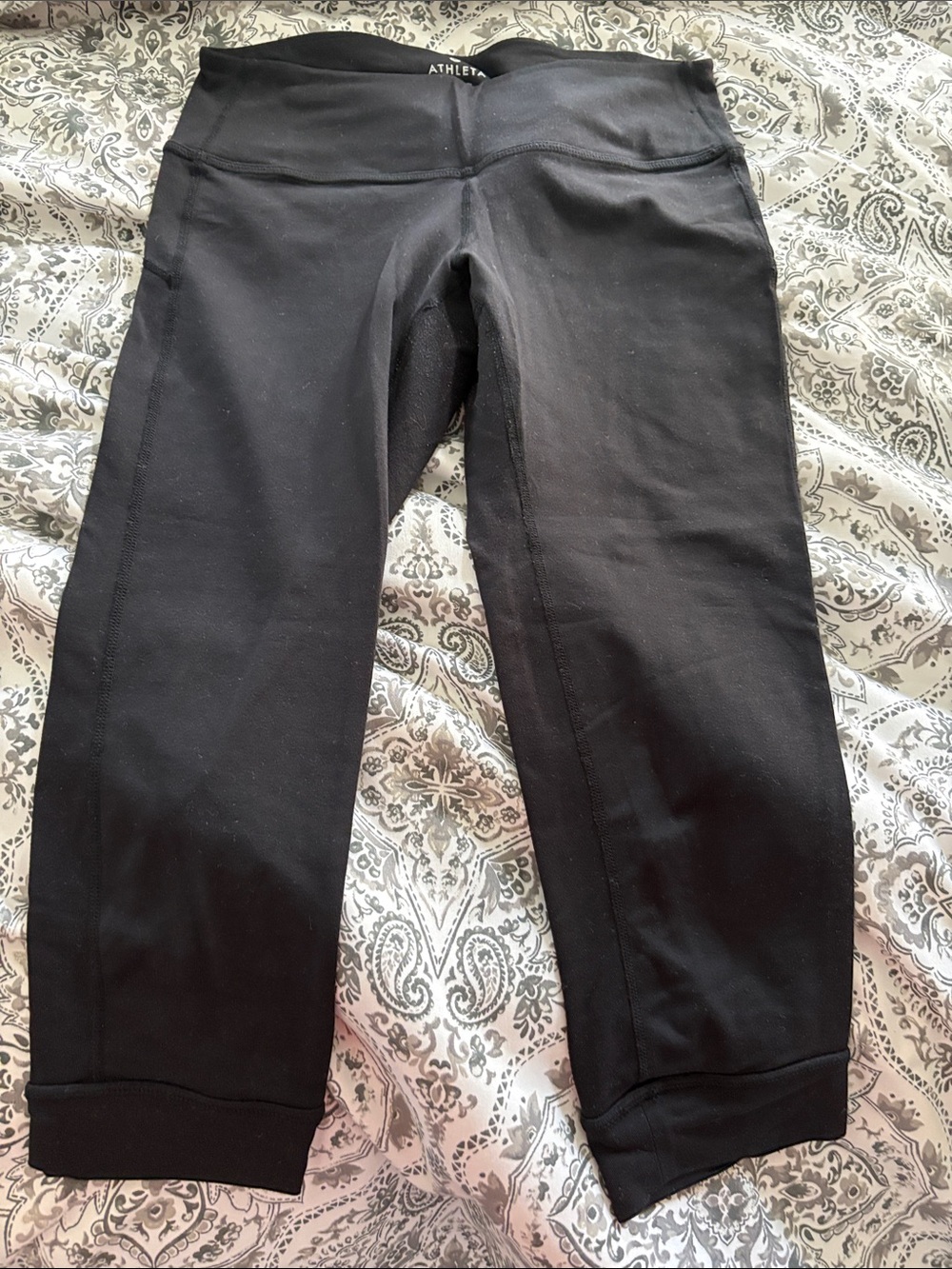 Athleta Black Cropped Fitness Leggings
